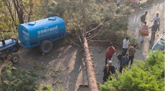 nainital-weather-school-wall-Collapses.jpg